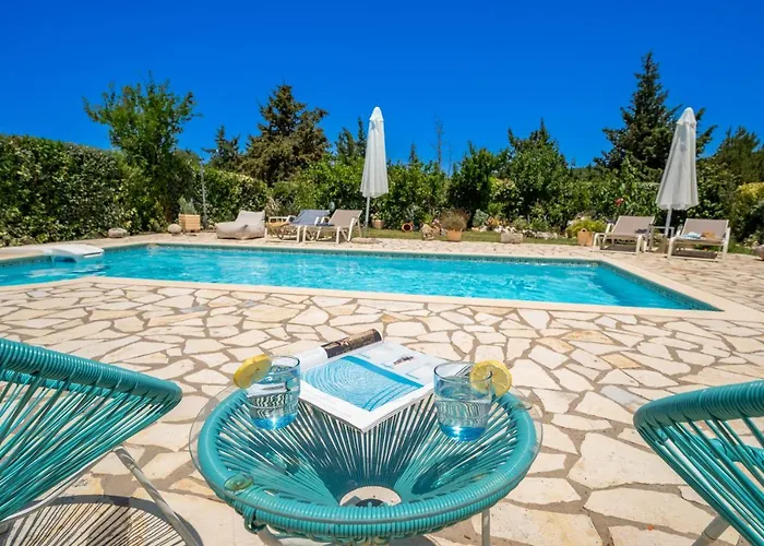 Vila Edem Khalikerí